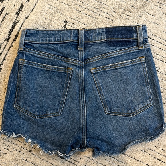 Abercrombie & Fitch Cutoff Denim Shorts Dark Wash 4 - Picture 2 of 5